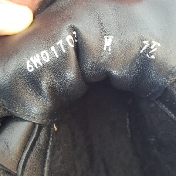 STUART WEITZMAN Suede Fleece Lined Shoes - Picture 5 of 8